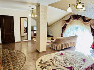 Гостиница Мон Плезир Химки Семейный номер-10