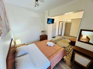 Гостиница Мон Плезир Химки Семейный номер-3